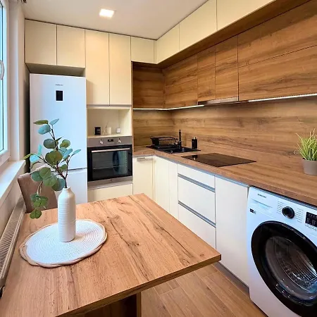 Moderny - Centrum - Klima - Parkovanie Selected Apartmán *