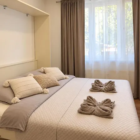 Apartment Moderny - Centrum - Klima - Parkovanie Selected Neutra