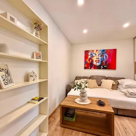 Apartment Moderny - Centrum - Klima - Parkovanie Selected